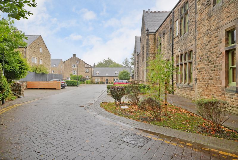 Tapton Mount Close Broomhill